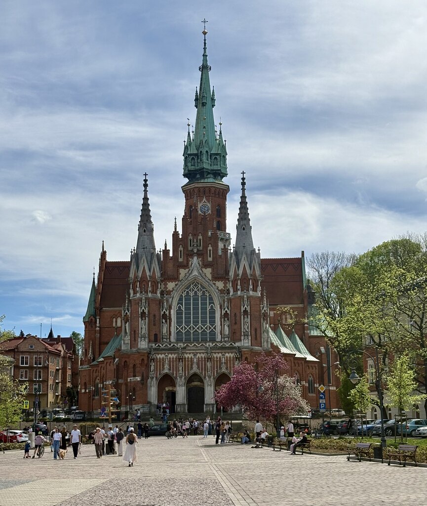 2025-04-20-12-49-05.jpg